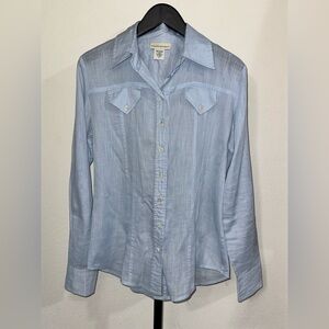 Banana Republic Pale Blue Casual Button-Up Shirt